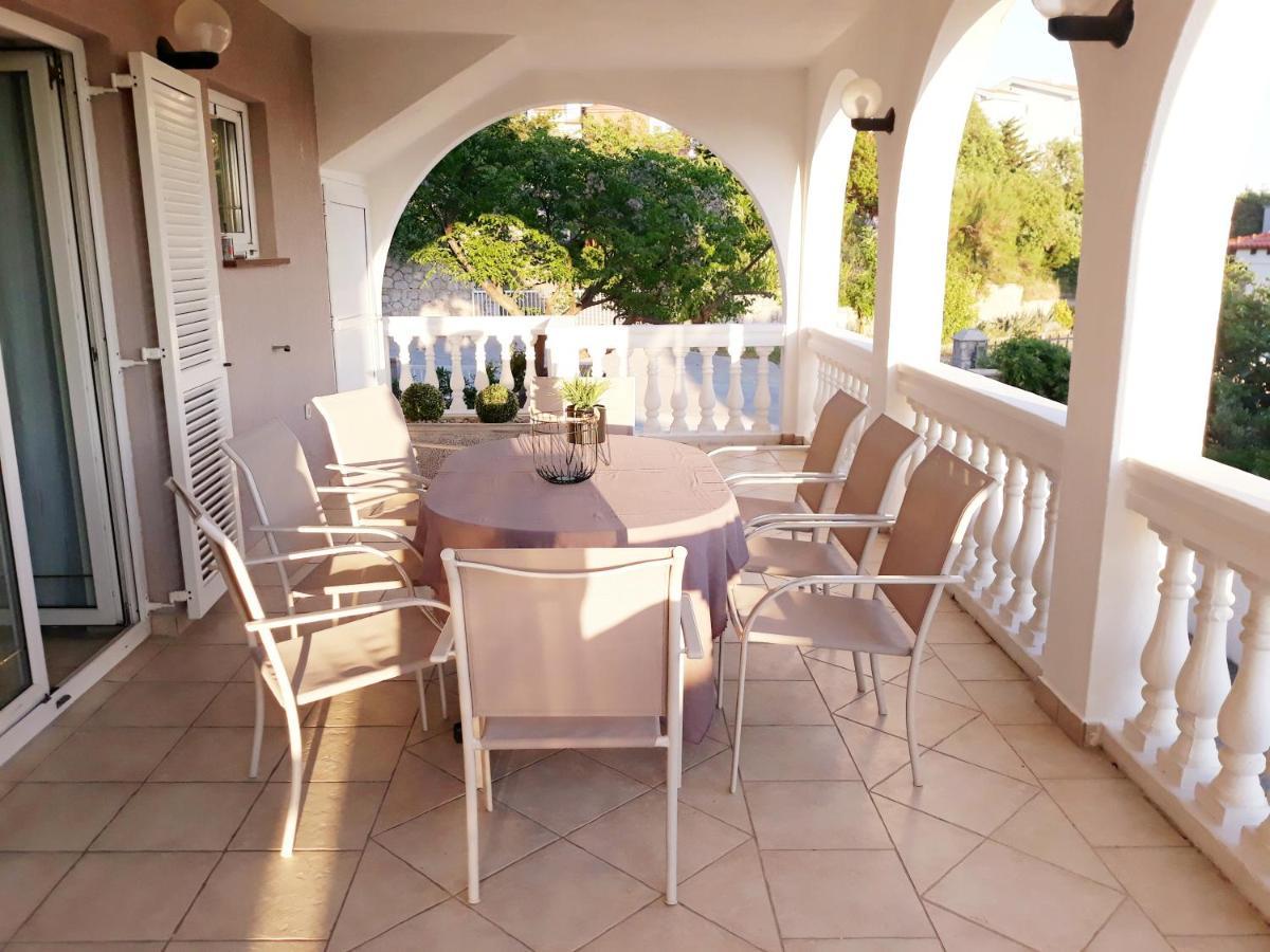 Villa Mihaela - Apartment Ika Cesarica Exteriör bild