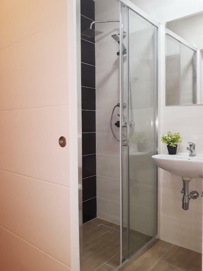 Villa Mihaela - Apartment Ika Cesarica Exteriör bild